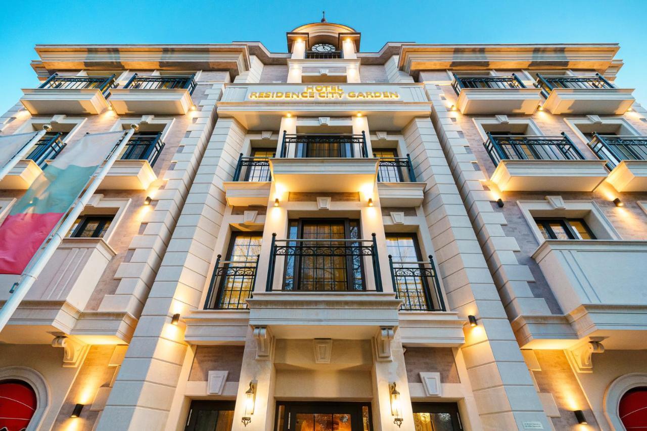 Residence City Garden - Certificate Of Excellence Top 10 Best Five-Stars City Hotels For 2024 Awarded By Htif Plovdiv Eksteriør billede