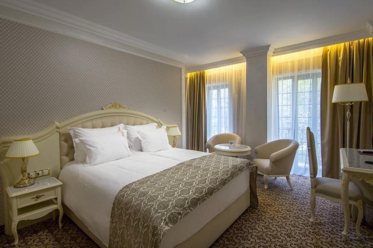 Residence City Garden - Certificate Of Excellence Top 10 Best Five-Stars City Hotels For 2024 Awarded By Htif Plovdiv Eksteriør billede